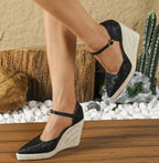 Dames wedge sandalen met bloemenpatroon - elegante hakken voor speciale gelegenheden