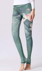 Groene leggings met bloemenprint - Bakkermode.nl