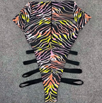 Zebra print badpak met korte mouwen en cut-out details - Bakkermode.nl