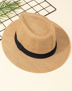 Stijlvolle strohoed met zwarte band - Bakkermode.nl
