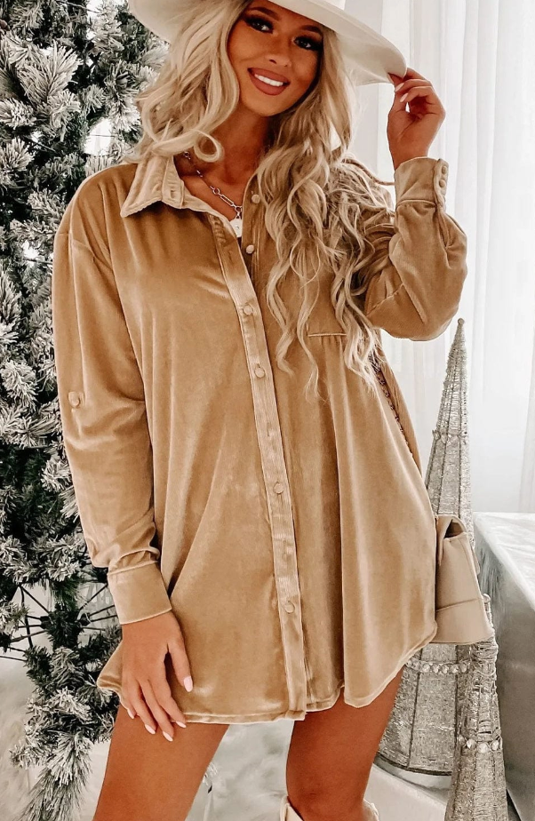 Gouden fluwelen overhemdjurk - Bakkermode.nl