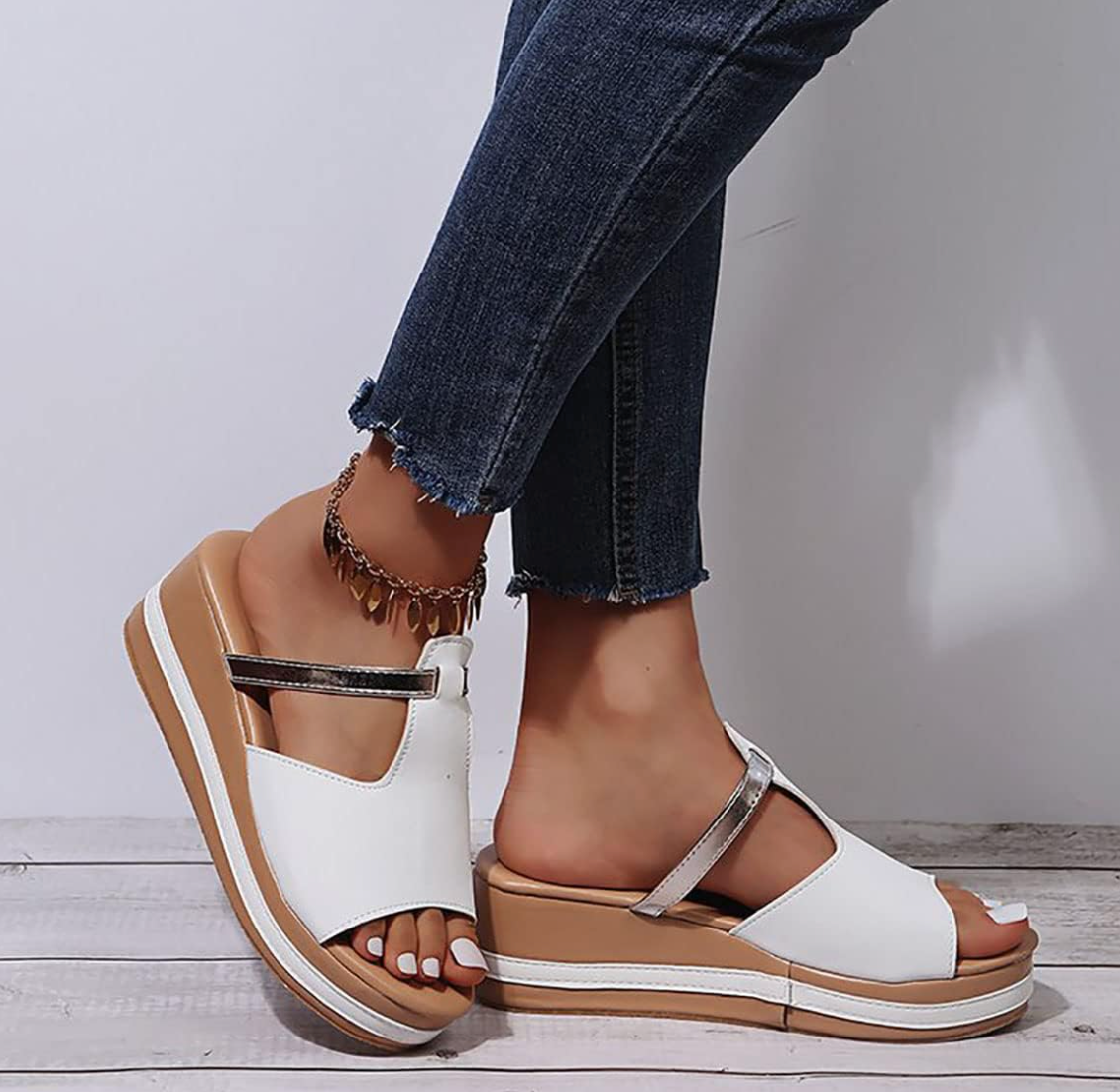 Witte sleehaksandalen - Bakkermode.nl