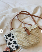 Gehaakte schoudertas met leren riem - Bakkermode.nl