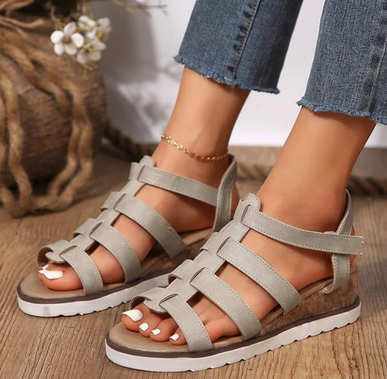 Comfortabele zomersandalen - Bakkermode.nl