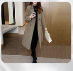 Trenchcoat - warme en elegante damesjas - Bakkermode.nl