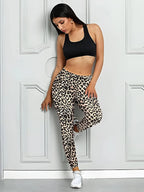 Comfortabele luipaardprint yoga broek - Bakkermode.nl