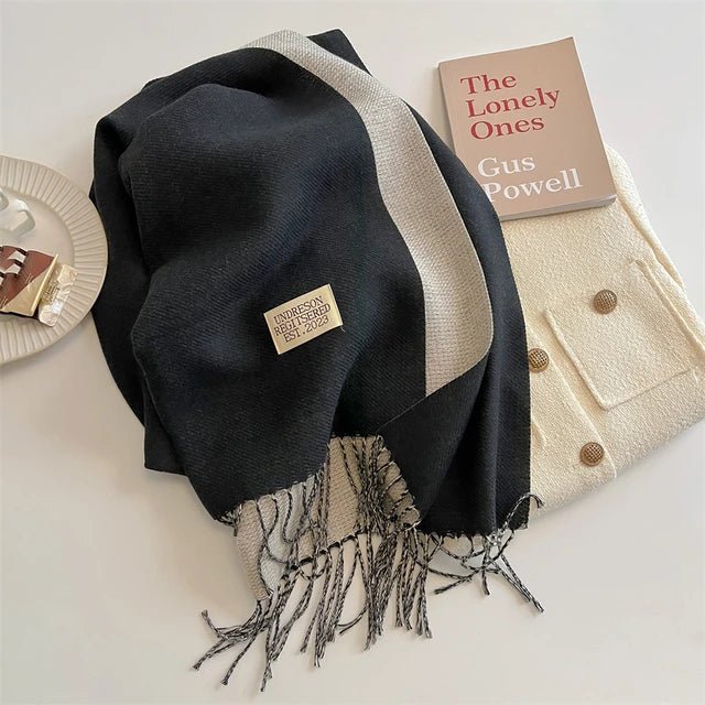 Luxe wollen sjaal - zachte dames wrap met franjes - Bakkermode.nl