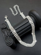 Verwen jezelf met een elegante rhinestone choker - stijlvolle zilveren halsketting voor dames