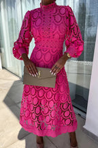 Dames midi jurk met elegante kantdetails - romantische jurk met lange mouwen en intricaties