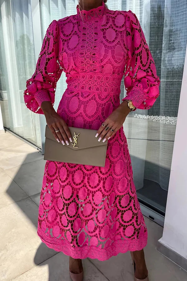 Dames midi jurk met elegante kantdetails - romantische jurk met lange mouwen en intricaties