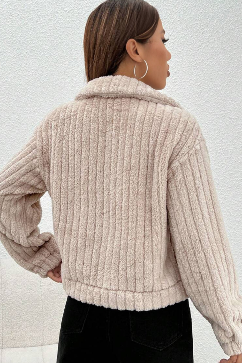 Dames bouclé jas van zachte textuur - beige winterlaag