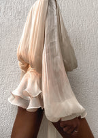 Vrouwen casual jurken: verfijnde geplooide mini jurk in beige - elegante avondoutfit