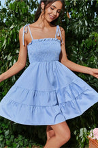 Zomer smock jurk voor vrouwen met een speelse tiered uitstraling - verstelbare bandjes, casual pasvorm