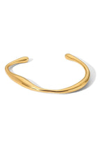 Damescuffarmband - stijlvolle gouden accessoire voor casual of avondkleding