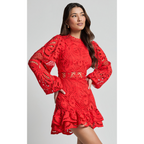 Vrouwelijke kanten mini jurk met lange mouwen - elegante casual jurk voor speciale gelegenheden