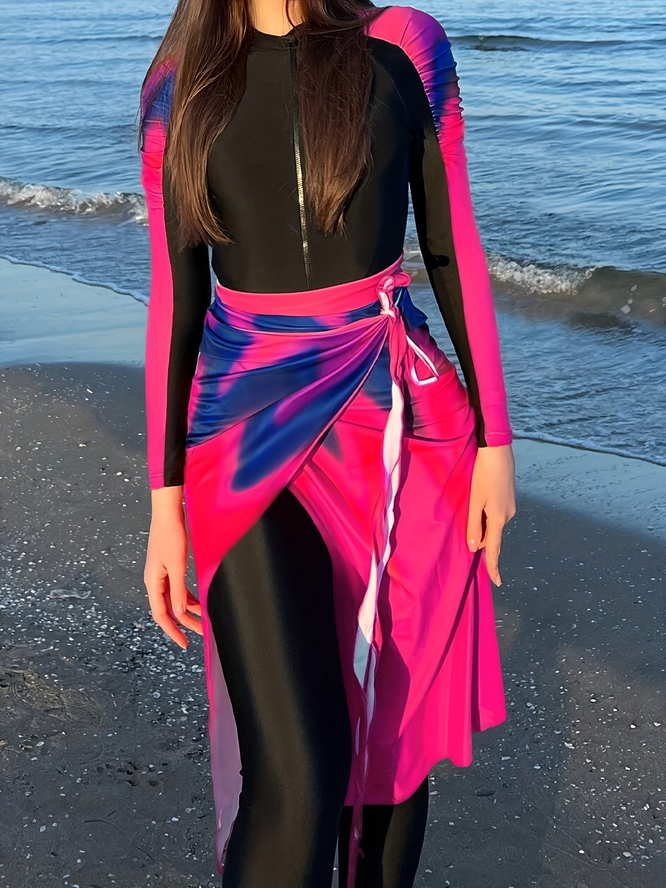 Dames lange mouw zwemkleding met geïntegreerde rok - fatsoenlijk donkerroze badpak voor strand en zwembad