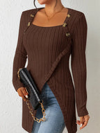 Dames geribbelde lange mouw top met knoopdetails - chique asymmetrische stijl voor casual en zakelijke looks