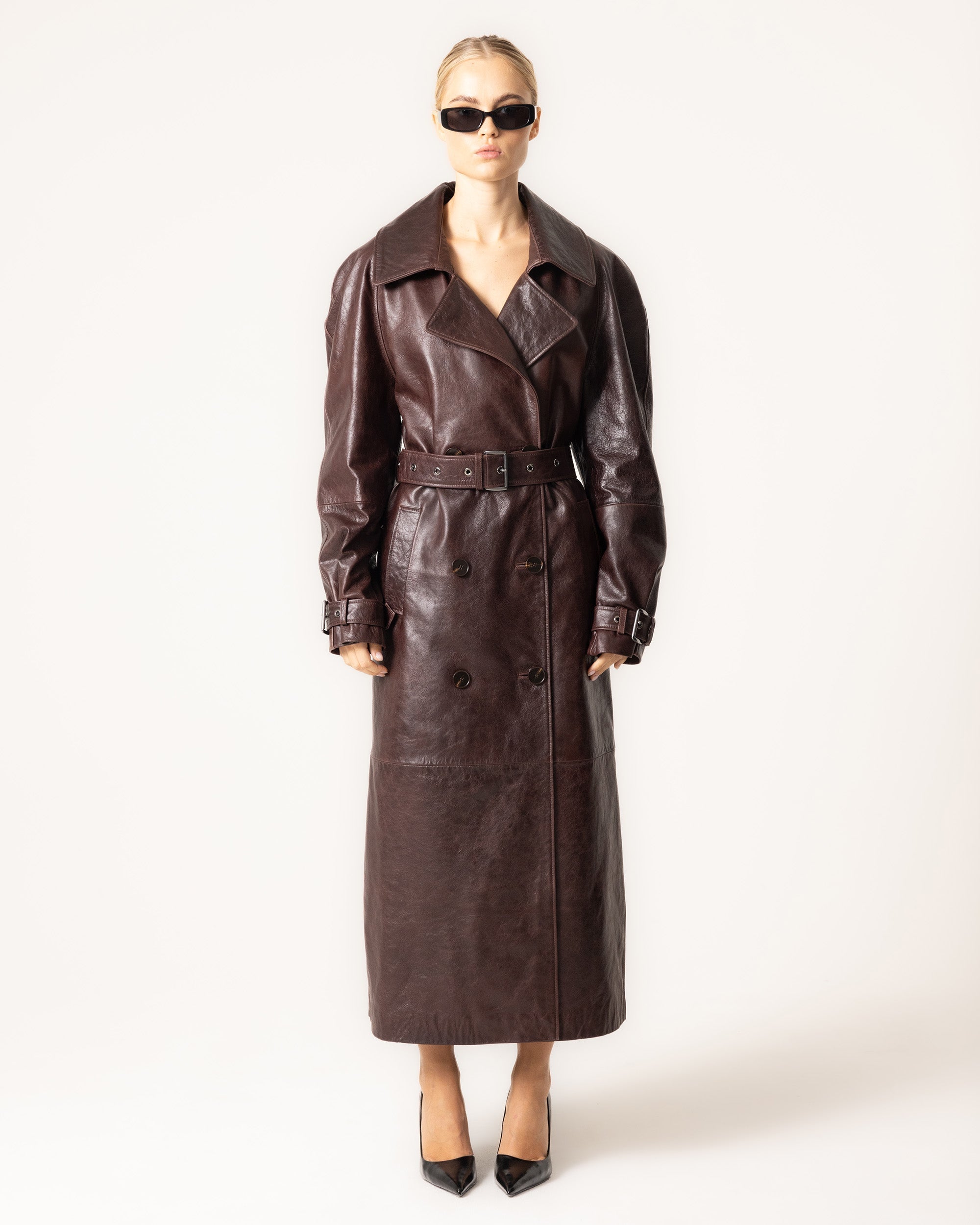 Bordeaux leren trenchcoat - dames met ceintuur