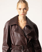 Bordeaux leren trenchcoat - dames met ceintuur