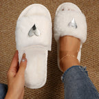 Fluffy pantoffels - dames huis slippers met hartdetail en open teen - Bakkermode.nl
