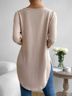 Lichtbeige lange mouwen top - casual dames t-shirt met gebogen zoom
