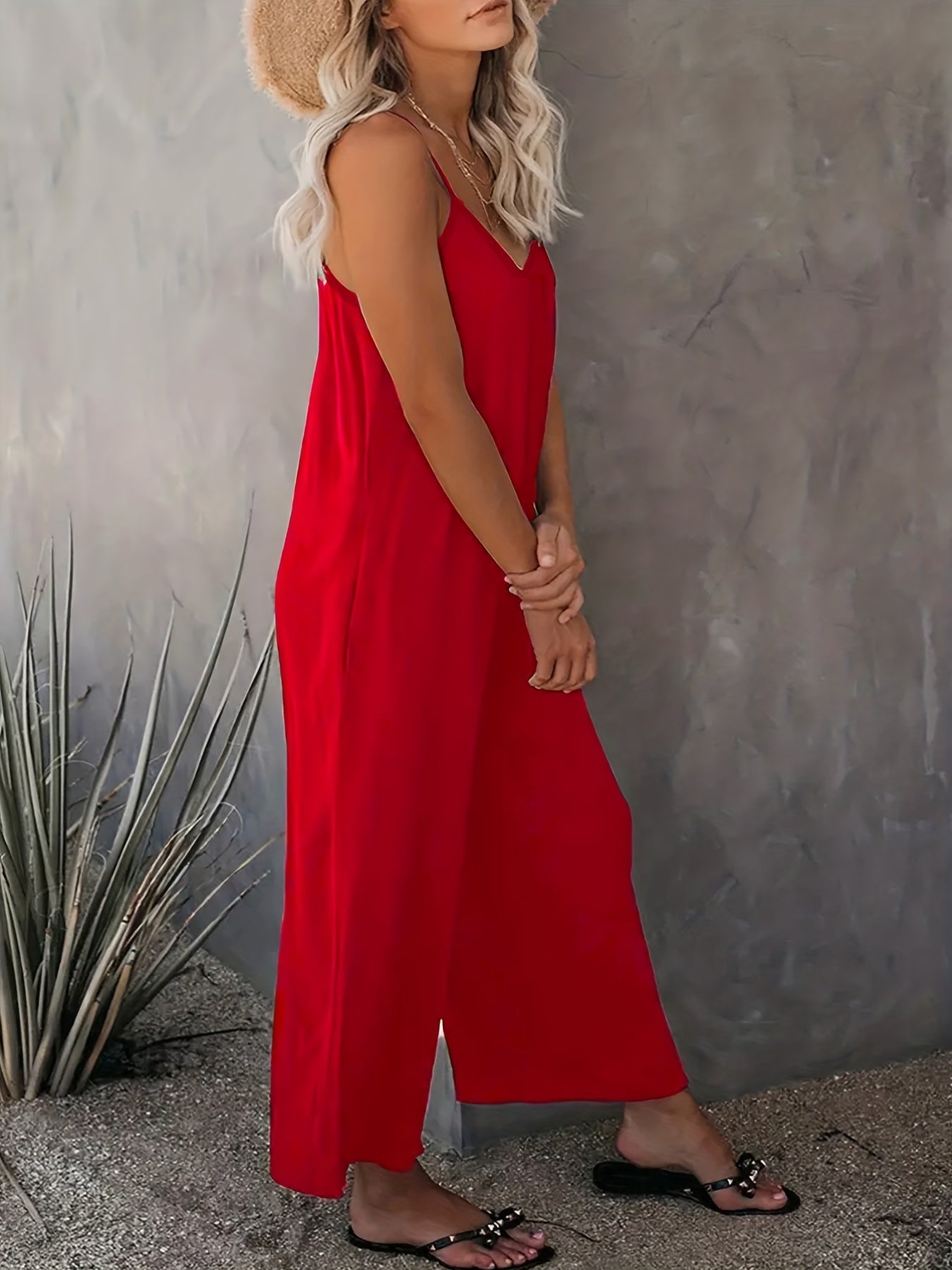 Wide leg jumpsuit - elegante zwarte dames romper met spaghettibandjes