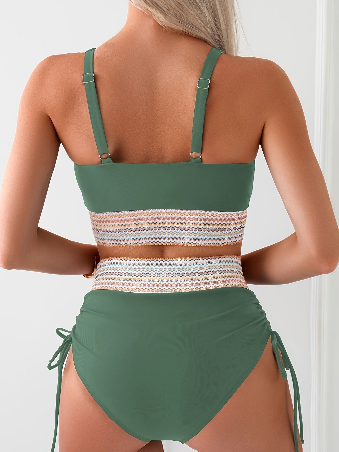 2-delig groen bikini set - v-hals top met hoge taille bikinitop