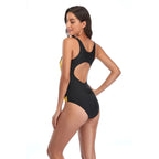 Dames sportieve badpak met een uitgesneden rug - trendy zwemkleding voor zwembad en strand