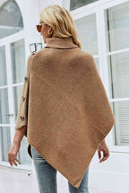 Dames poncho trui - stijlvolle brei met hoge kraag