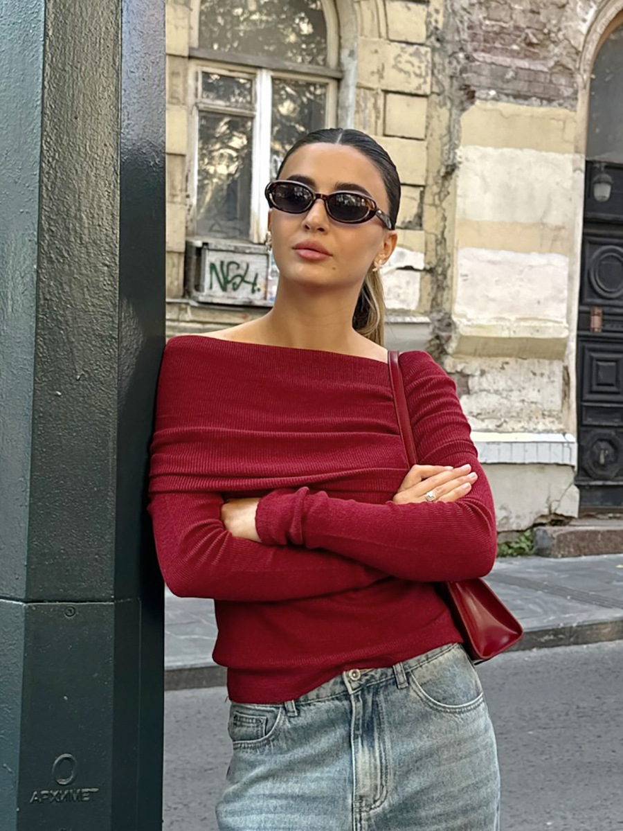 Dames off-shoulder ribbed top - chique rode casual wear met elegante lange mouwen