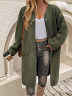 Langs teddyjas - damesoutwear met knopen en zakken