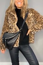 Leopardprint nepleer coat - stijlvolle dames winteroutdoor - Bakkermode.nl