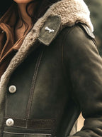 Dames retro suède jas - warme klassieke winterjas met luxe voering - Bakkermode.nl