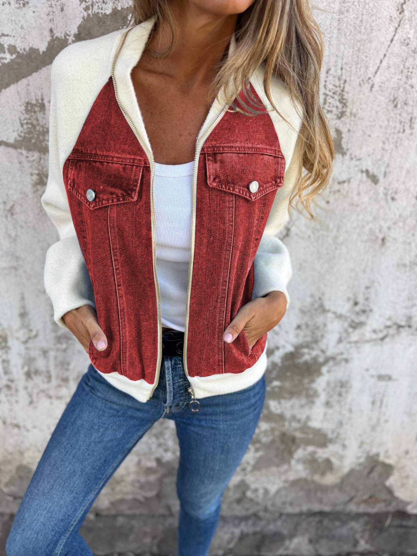 Denim jacket - trendy dames vest met unieke rits