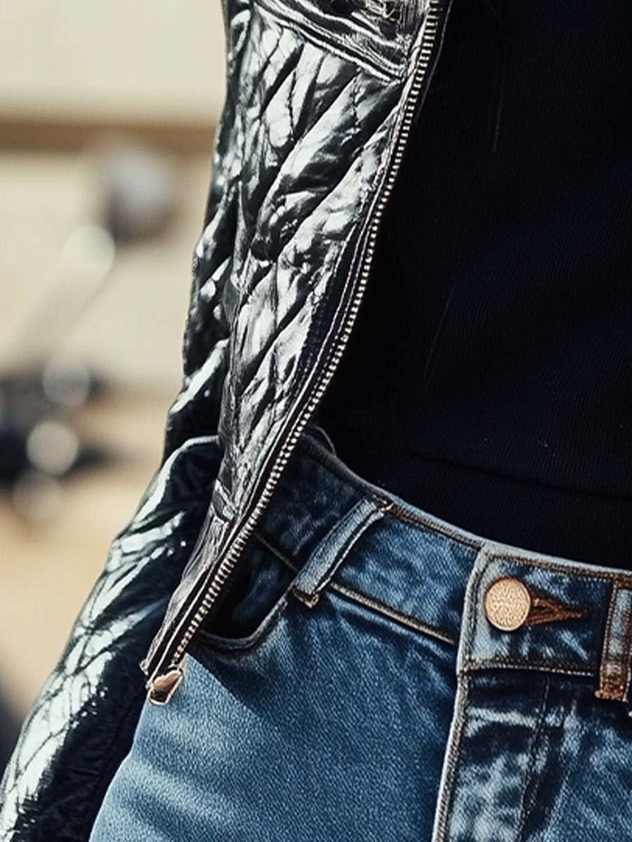 Retro gewatteerde leren dames jas - zwart met contrasterende details en bontkraag - Bakkermode.nl