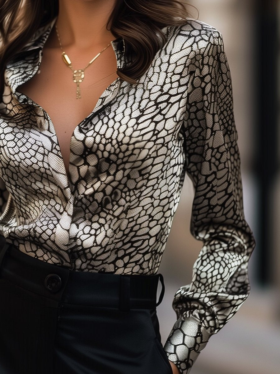 Damesgrijze klassieke blouse met slangenpatroon - elegante lange mouwen top voor vrouwen