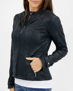 Zwarte dames bikerjack - imitatie leren jack met ritssluiting en zakken - Bakkermode.nl