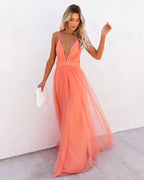 Vrouwen feestjurk flowy tulle perzikkleurige avondjurk - elegante rugloze maxi voor speciale gelegenheden