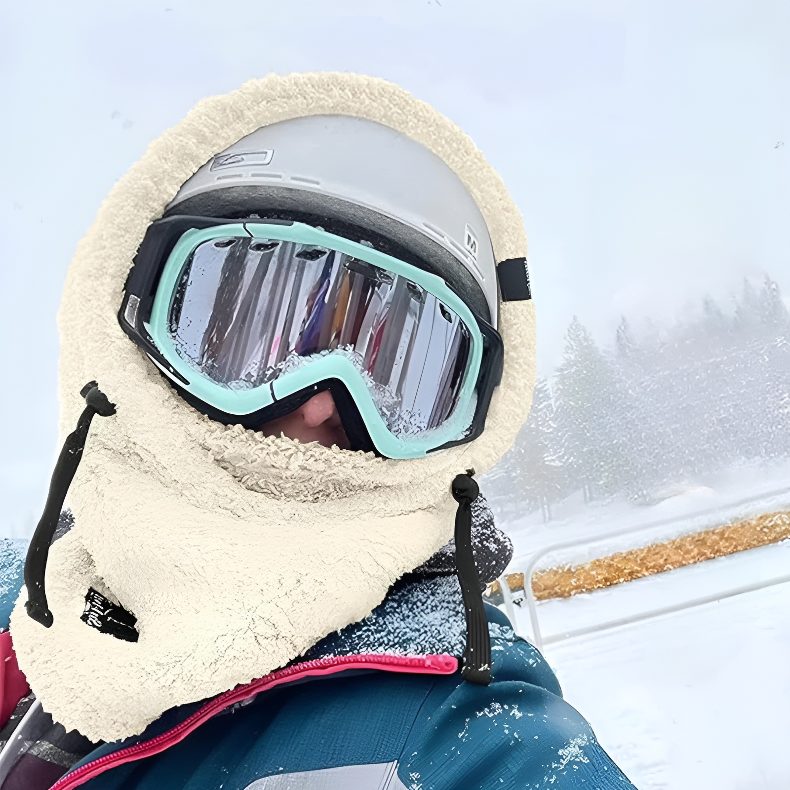 Fleece snood met capuchon - warme dames winter sjaal